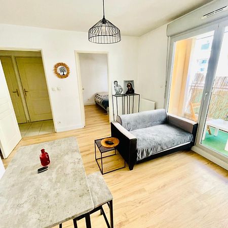 Appartement Avec Place De Parking Et Piscine Villefranche-sur-Saône Exteriér fotografie